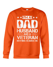 Load image into Gallery viewer, I'm A Dad Husband And A Veteran Gift For Family Sweatshirt

